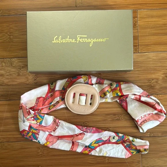 Salvatore Ferragamo | Accessories | Salvatore Ferragamo Pink  display picture 2